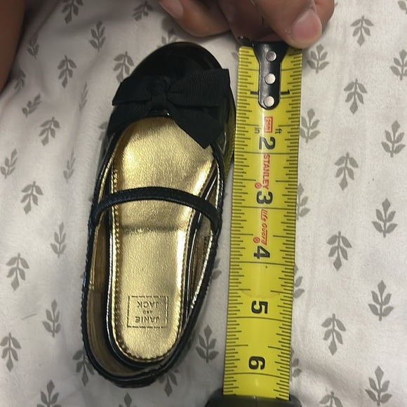 Beautiful shoes girl - Picture 10 of 10